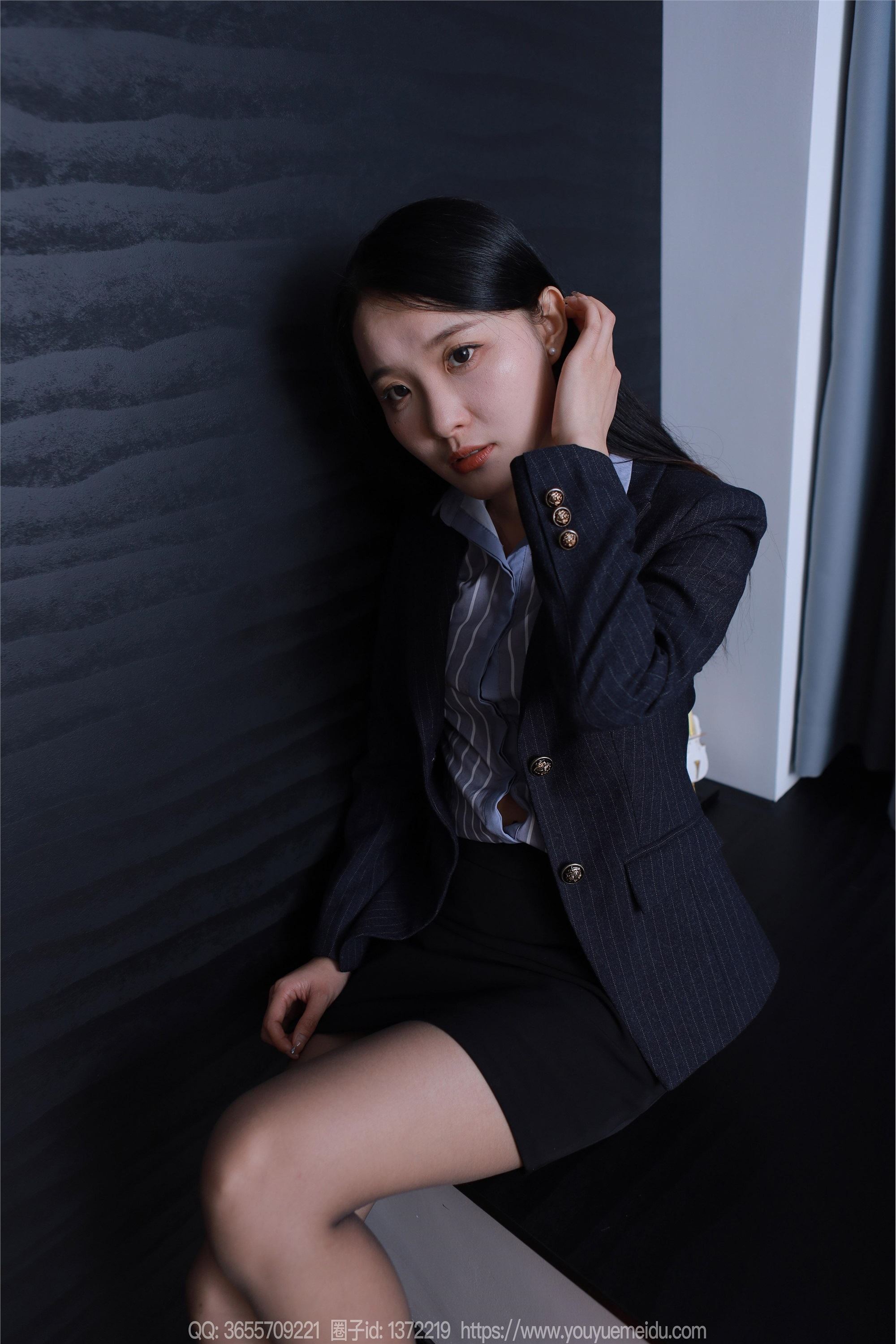 IESS异思趣向  2024.05.06 丝享家 1734 婉萍《黑丝秘书》